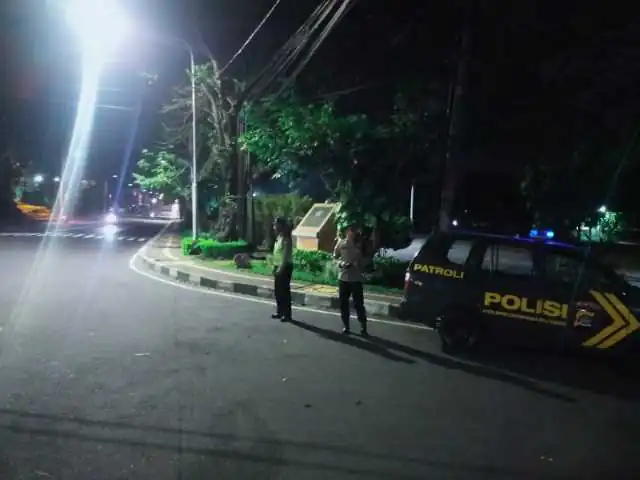 Blue Light Patrol Polsek Denpasar Utara Cegah Kerawanan Kamtibmas di Wilkum Polsek Denut