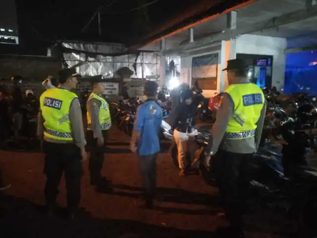 Blue Light Patrol Polsek Denpasar Utara Cegah Kerawanan Kamtibmas di Wilkum Polsek Denut
