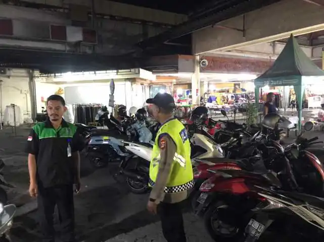 Polsek Denpasar Utara, Blue Light Patrol, Patroli dengan menyalakan Lampu rotator berwarna biru.
