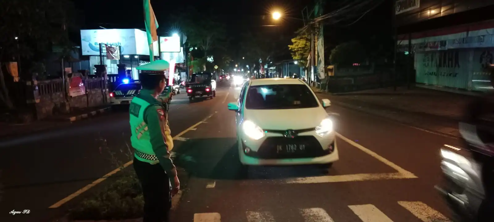 Cegah Lakalantas Dan Gangguan Kamtibmas Dimalam Hari, Sat Lantas Polres Karangasem Laksanakan Blue Light Patrol