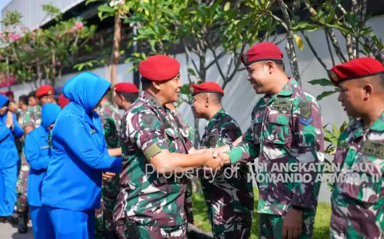 Dansatkopaska Koarmada II Lepas Prajurit Mutasi dan Purna Tugas