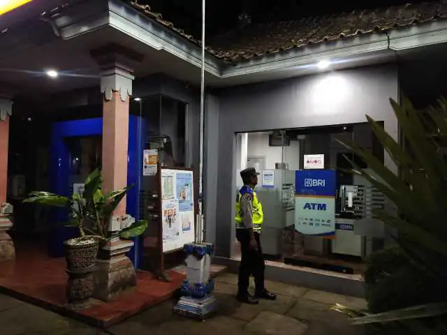 Jaga Kantibmas, Polsek Tembuku Laksanakan Patroli Blue Light
