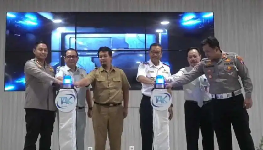 Polres Tulungagung Permudah Masyarakat Melaporkan Kejadian Lakalantas dengan Aplikasi T.A.K