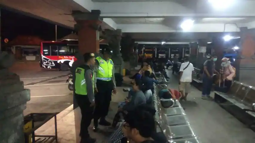 Polsek Denpasar Utara, Blue Light Patrol, Patroli dengan menyalakan Lampu rotator berwarna biru.