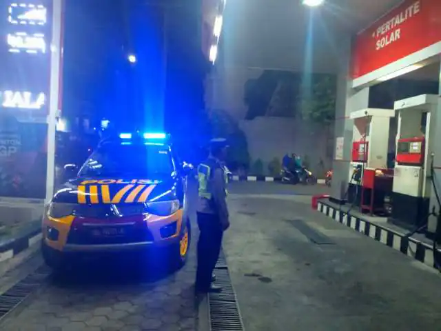 Antisipasi Kejahatan Saat Malam Hingga Dini Hari, Polsek Denpasar Utara Gelar Blue light Patrol