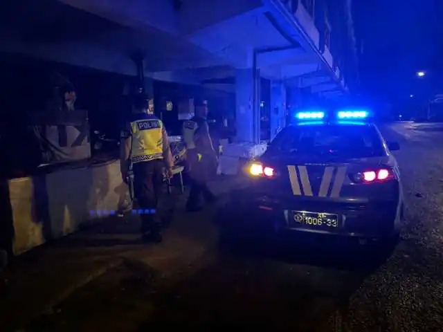Ciptakan Situasi Tetap Kondusif menjelang Pemilu 2024 Personil Sat Samapta Polres Bangli Tingkatkan penggelaran Blue Light