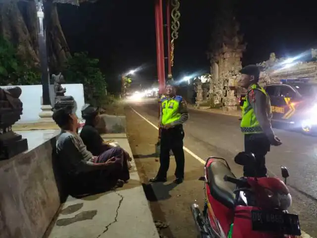 Jaga Situasi Tetap Kondusif menjelang Pemilu 2024 Personil Sat Samapta Polres Bangli Tingkatkan penggelaran Blue Light