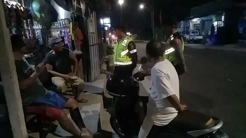 Jaga Situasi Tetap Kondusif menjelang Pemilu 2024 Personil Sat Samapta Polres Bangli Tingkatkan penggelaran Blue Light