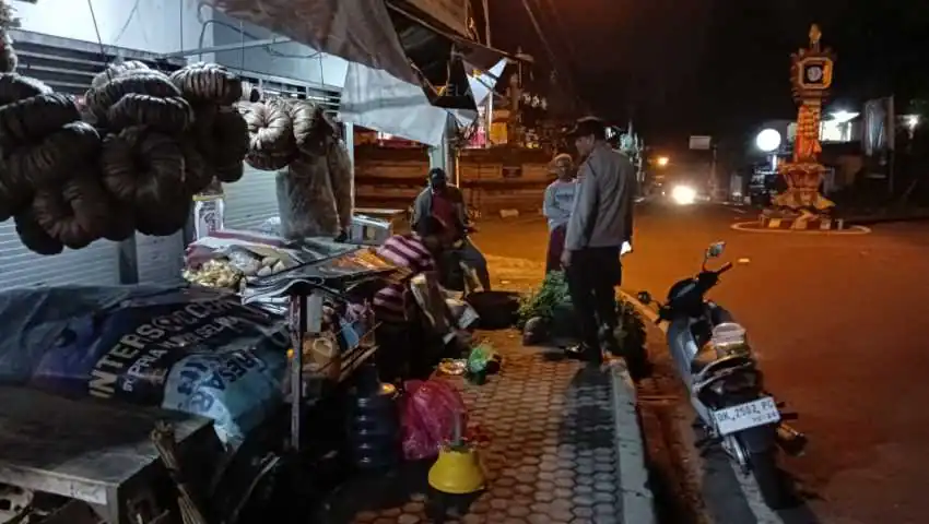 PATROLI BLUE LIGHT POLSEK TEMBUKU ROUTE DESA TEMBUKU