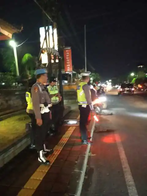 Polres Tabanan Berikan Pengamanan Giat Kampanye Dalam Bentuk Simekrama /Tatap Muka di Br. Puseh, Ds/Kec.Kediri, Kab. Tabanan