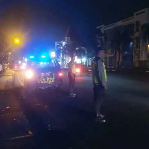 Polsek Denpasar Utara laksanakan kegiatan Blue Light Patrol Cegah Gangguan Kamtibmas