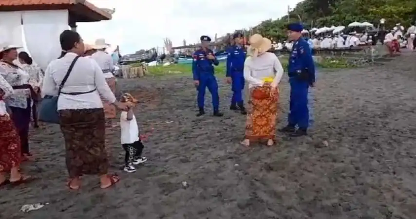 Program “Mekendang ” ( Melasti, Mulang Pekelem dan Ngayah ) Satuan Polairud Polres Tabanan