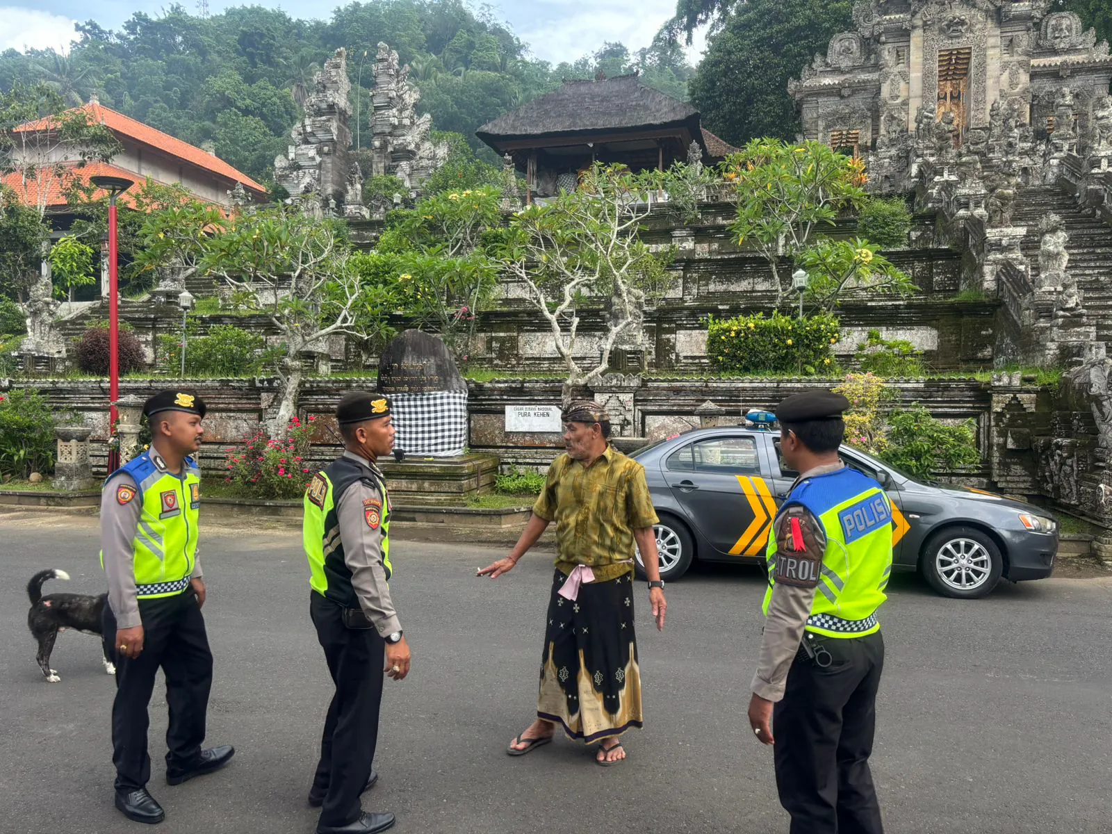 Antisipasi Gangguan Kamtibmas Dan Terjaminnya Kenyamanan Wisatawan, Personil Sat Samapta Polres Bangli Laksanakan Patroli Rutin di Obyek Wisata