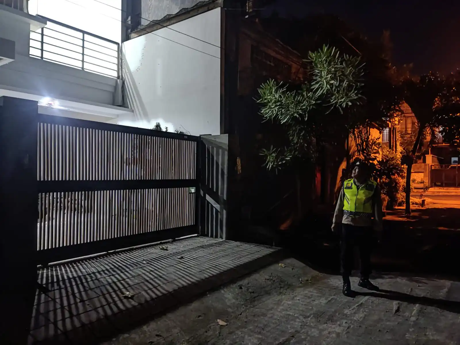 Antisipasi Kejahatan Saat Malam Hingga Dini Hari, Polsek Denpasar Utara Gelar Blue light Patrol
