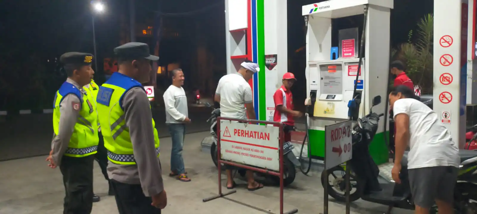 Cegah Terjadinya Gangguan Kamtibmas, Polsek Bangli Tingkatkan Kegiatan Blue Light Patrol