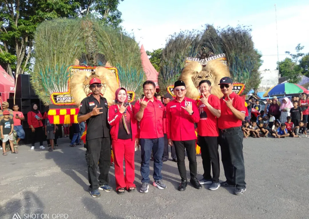 Gelar Seni Reog, HUT ke-51 Partai Banteng Serukan Kesatuan Dukung Penuh Ganjar – Mahfud.