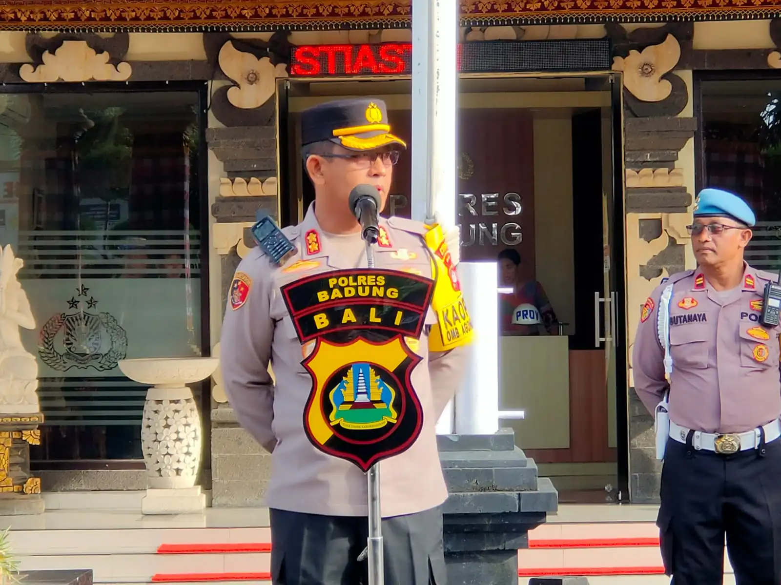 Pimpin Apel Jam Pimpinan, Ini arahan Kapolres Badung AKBP Teguh Priyo Wasono !