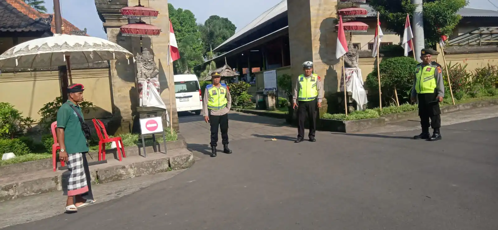 Beri Rasa Aman Kepada Pengunjung, Pawas Bersama Anggota Sambangi Obyek Wisata