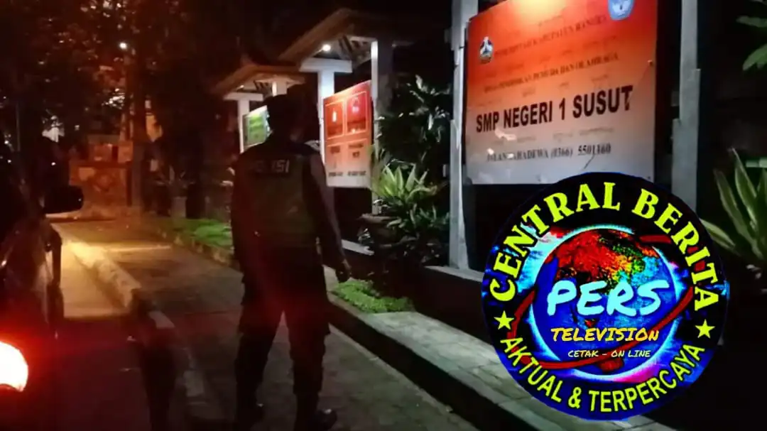 BLUE LIGHT ANTISIPASI KEJAHATAN DIMALAM HARI PERSONIL POLSEK SUSUT MELAKSANAKAN KEGIATAN PATROLI BLUE LIGHT.