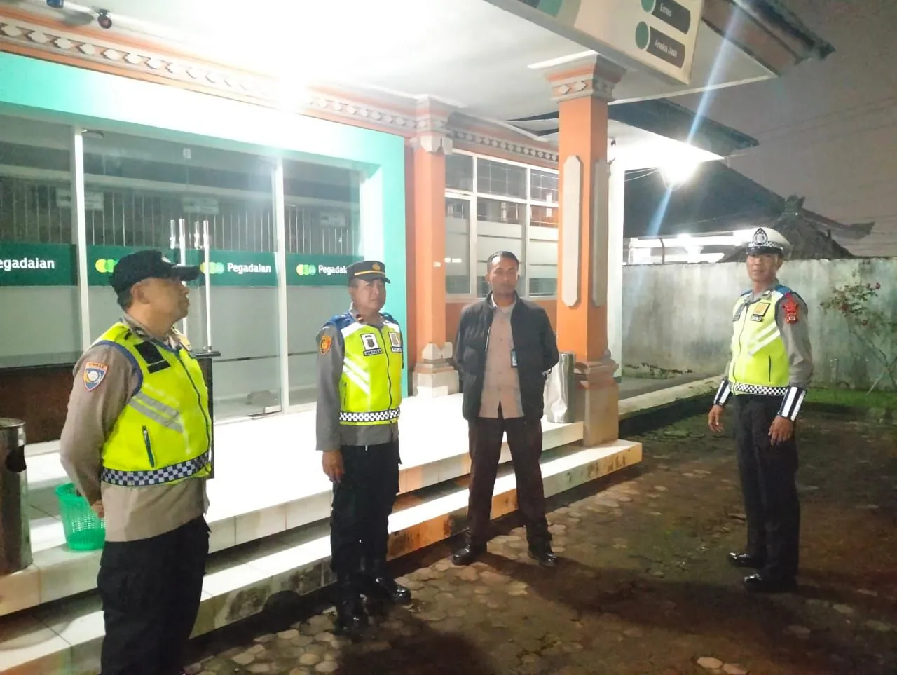 Blue Light Patrol Metode Paling Ampuh Cegah Pelaku Kejahatan Jalanan.
