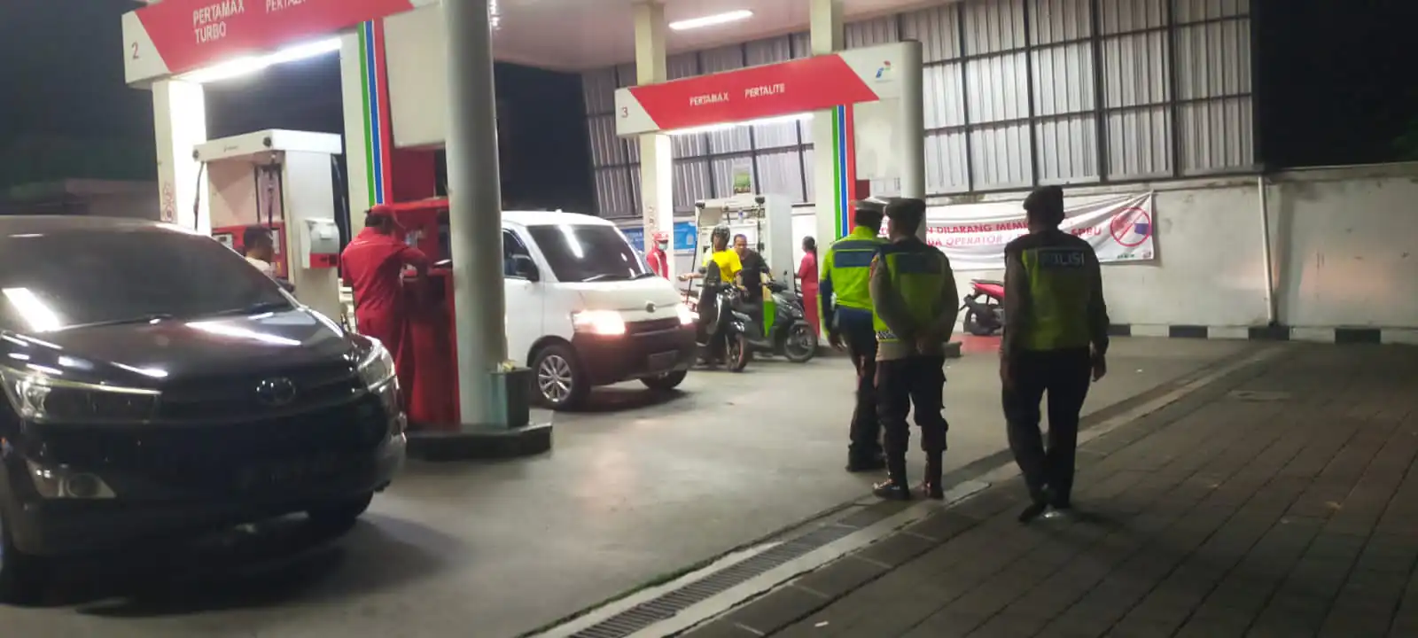 Cegah Terjadinya Gangguan Kamtibmas, Polsek Bangli Tingkatkan Kegiatan Blue Light Patrol
