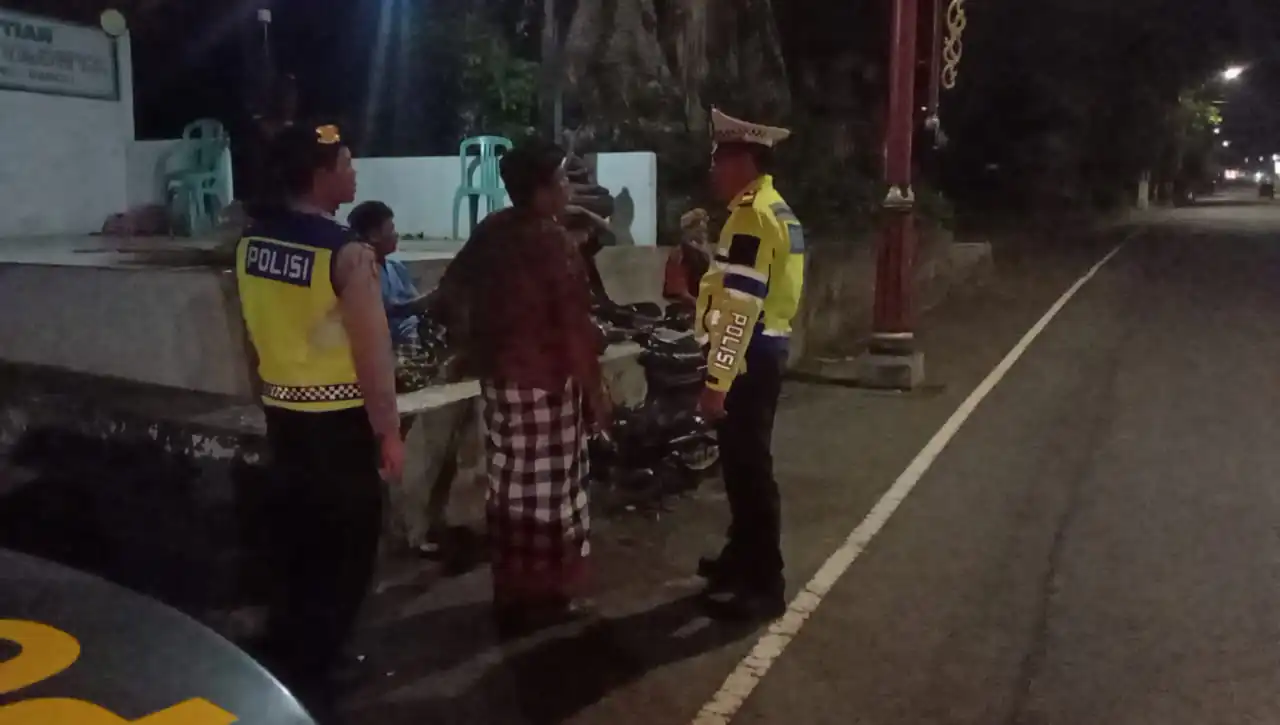 Cegah Terjadinya Gangguan Kamtibmas, Polsek Bangli Tingkatkan Kegiatan Blue Light Patrol