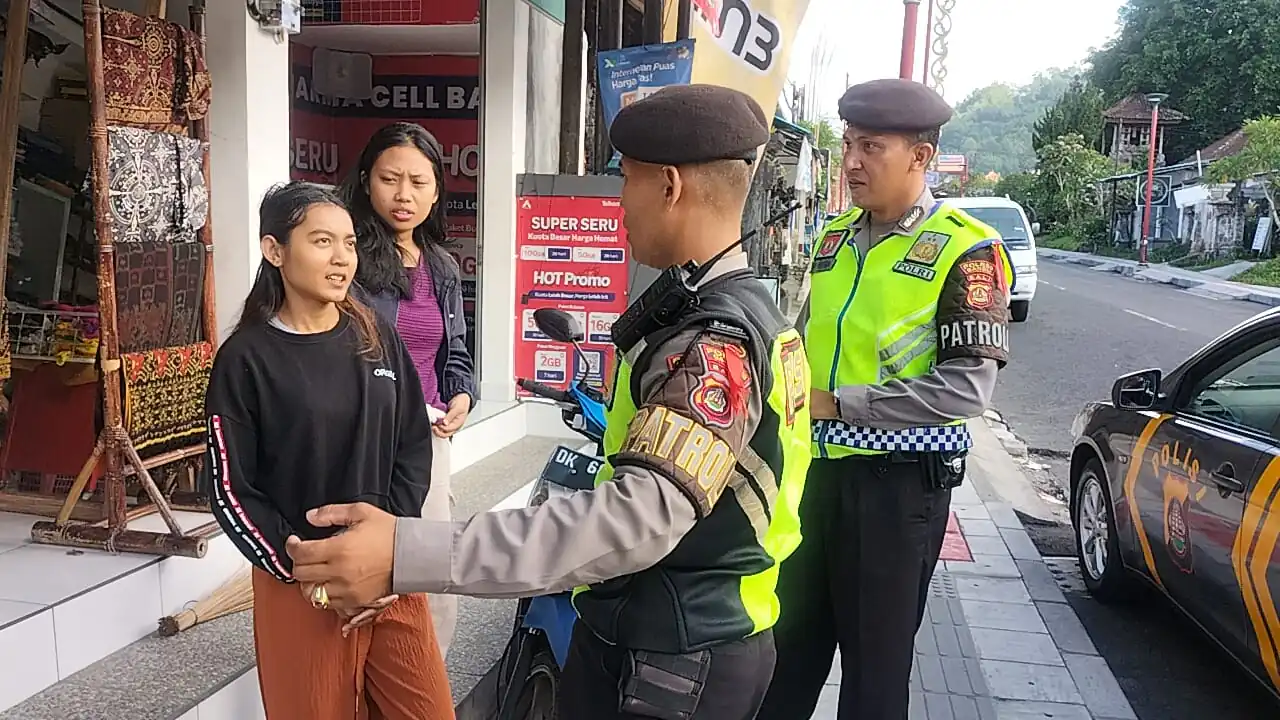 Jaga Situasi tetap Kondusif Saat Rekapitulasi Suara Pemilu 2024 Patroli Printis Presisi dan Patroli Presisi Kota Sat Samapta Polres Bangli 