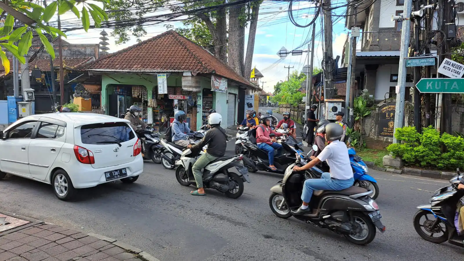 Tingkatkan Pelayanan, Pamenwas Polres Badung Cek PH Pagi