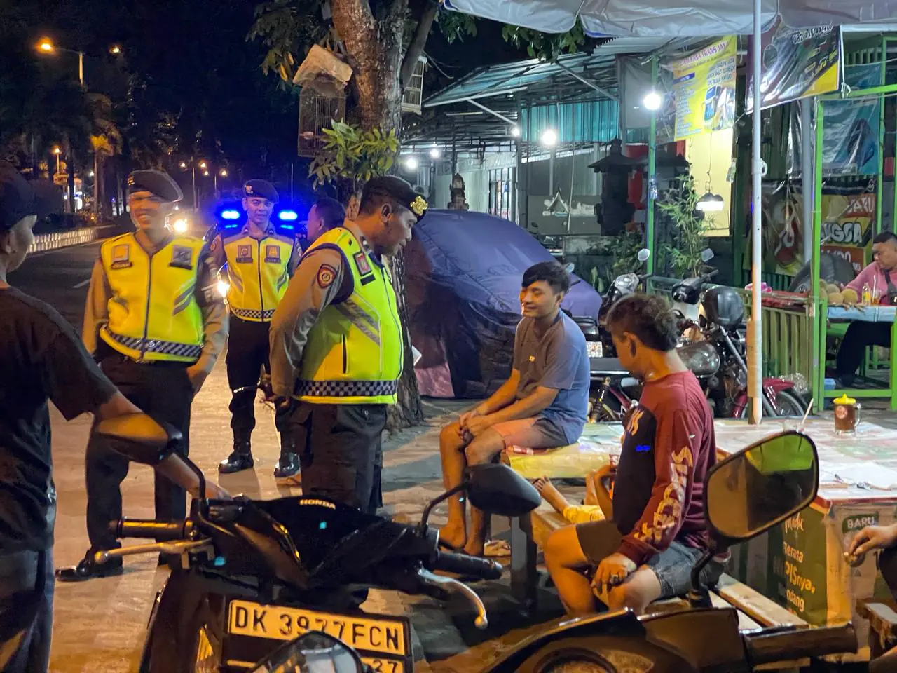 Tingkatkan Pengamanan, Satsamapta Polres Badung Melaksanakan Patroli Biru