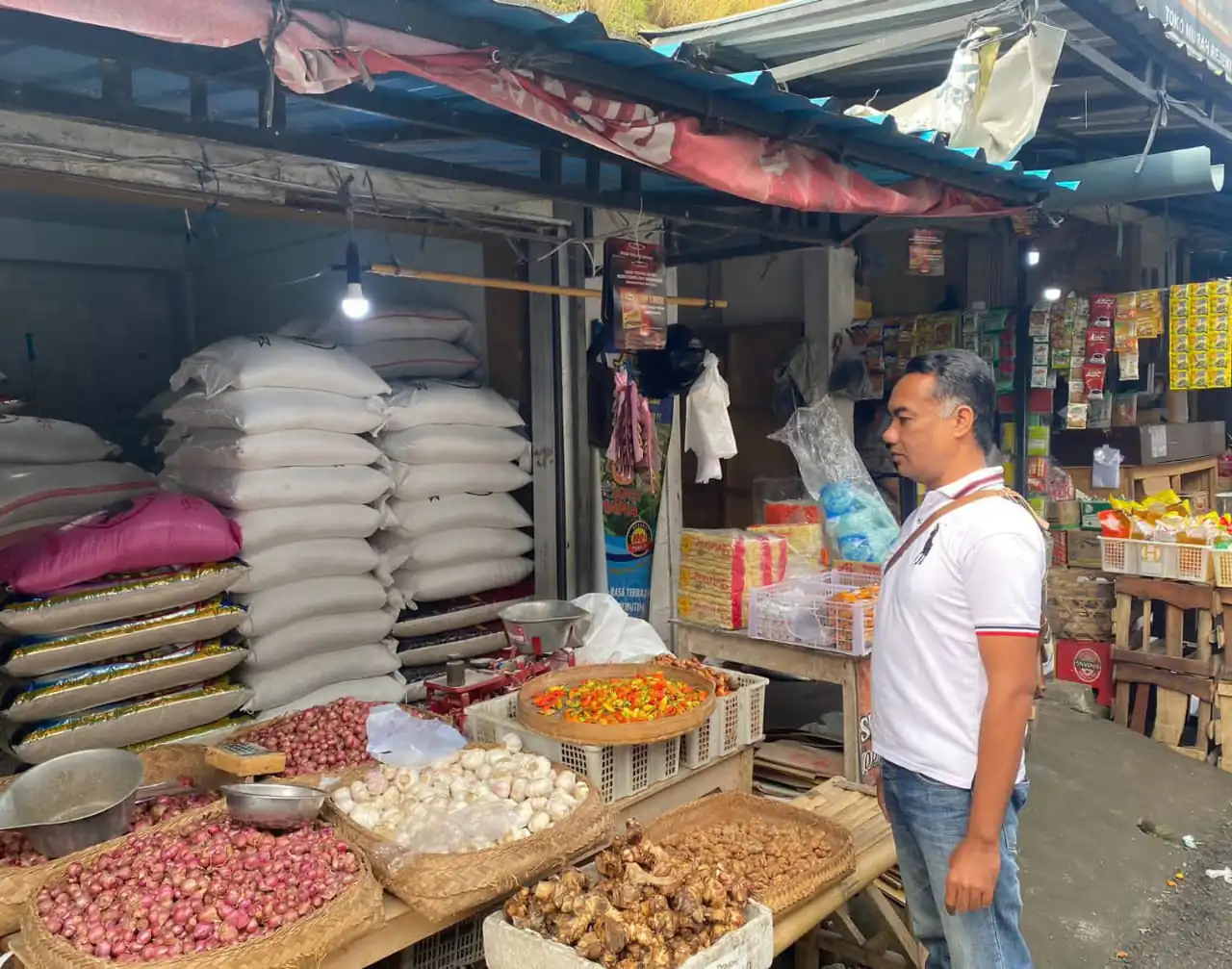 Unit Intelkam Polsek Bangli, Cek Harga Dan Ketersediaan Stock Sembako Menjelang Hari Raya Galungan