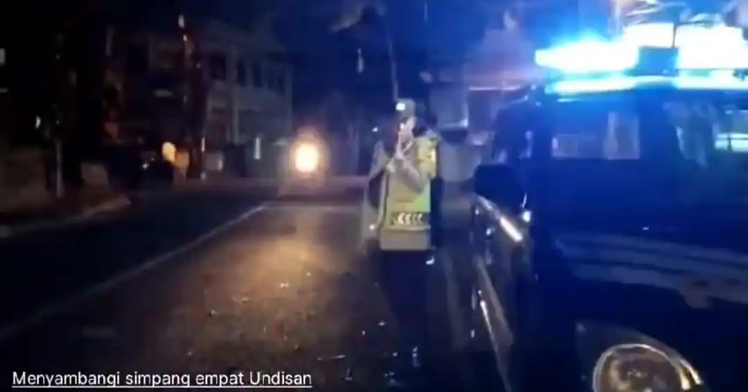 BLUE LIGHT PATROL POLSEK TEMBUKU, JAGA KAMTIBMAS YANG KONDUSIF