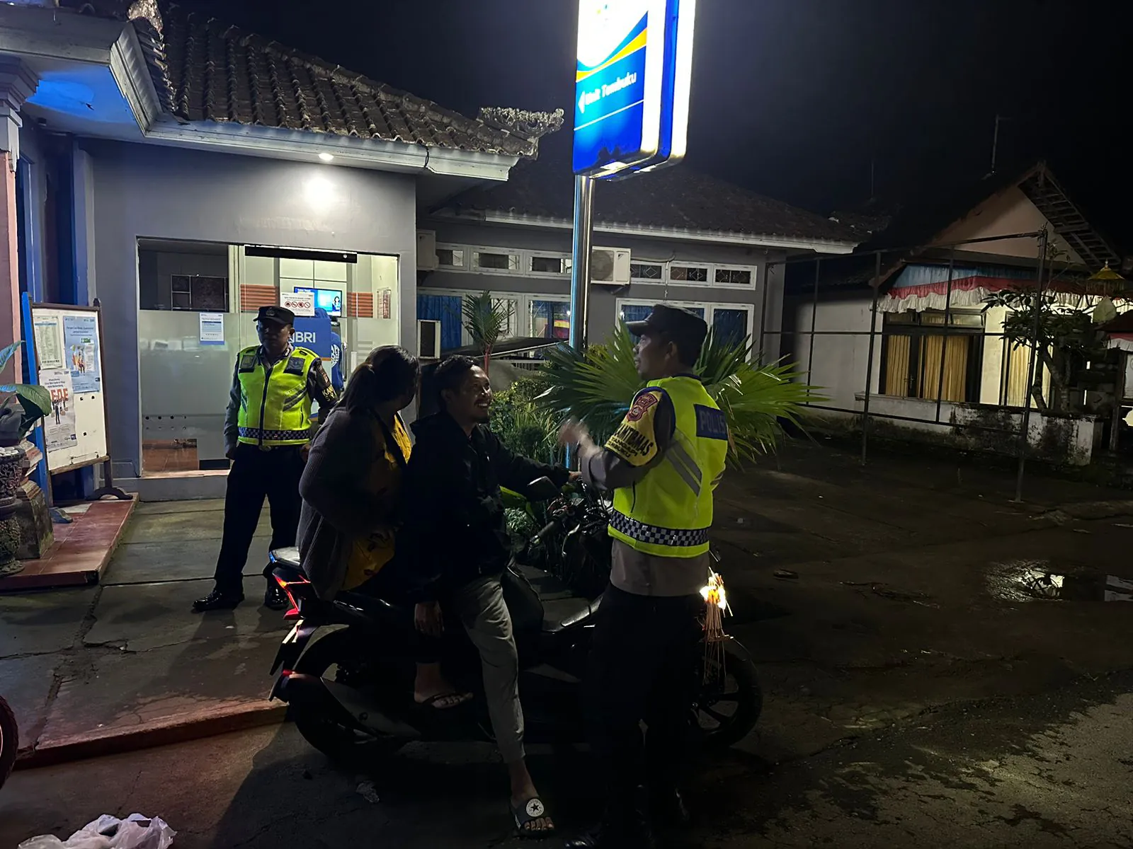 BLUE LIGHT PATROL POLSEK TEMBUKU, JAGA KAMTIBMAS YANG KONDUSIF