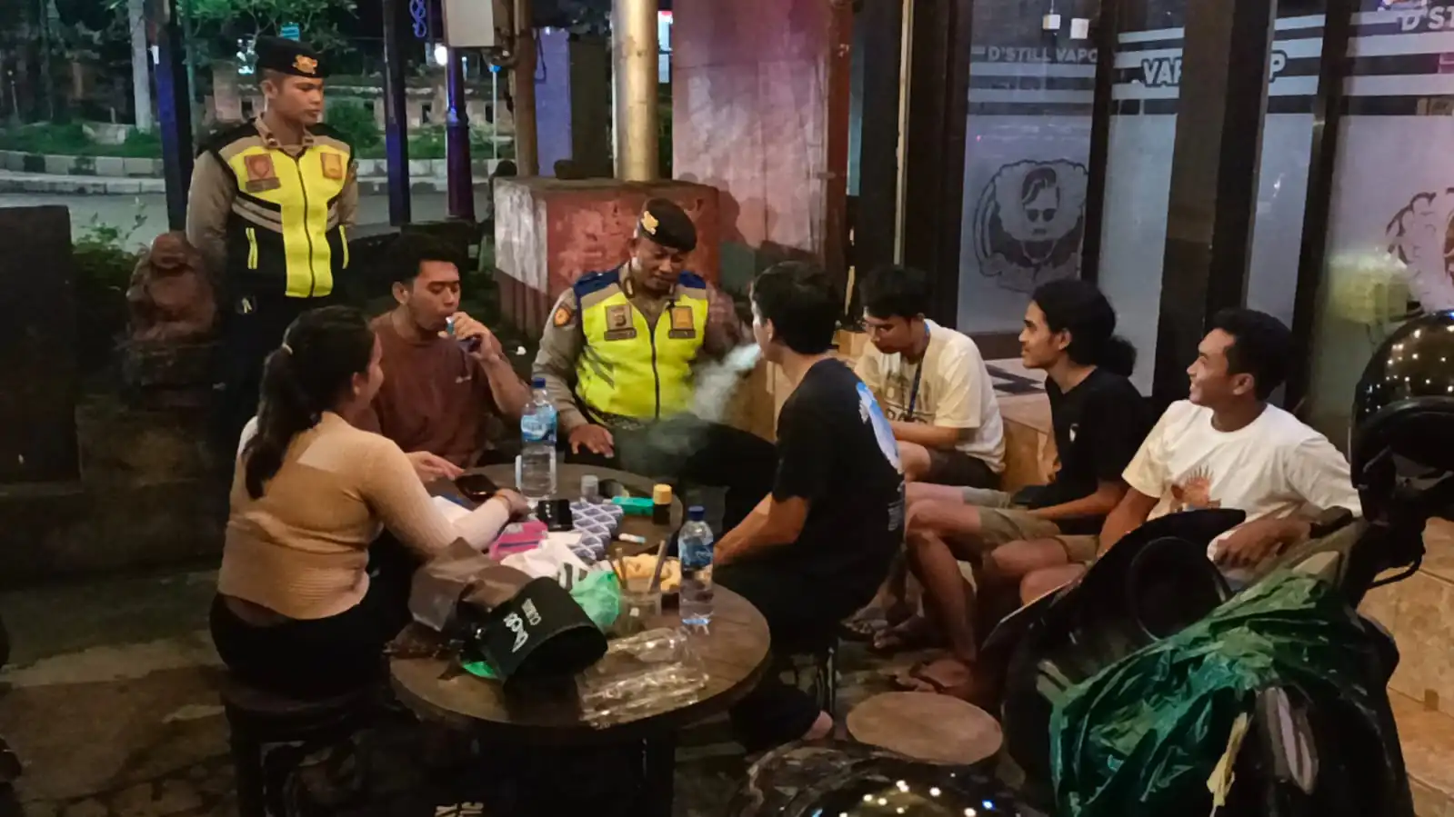 Cegah Gangguan Pada Malam Hari Personil Sat Samapta Polres Bangli Tingkatkan penggelaran Blue Light di Tempat Rawan