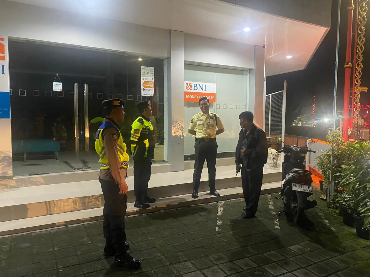 Cegah Terjadinya Gangguan Kamtibmas, Polsek Bangli Tingkatkan Kegiatan Blue Light Patrol