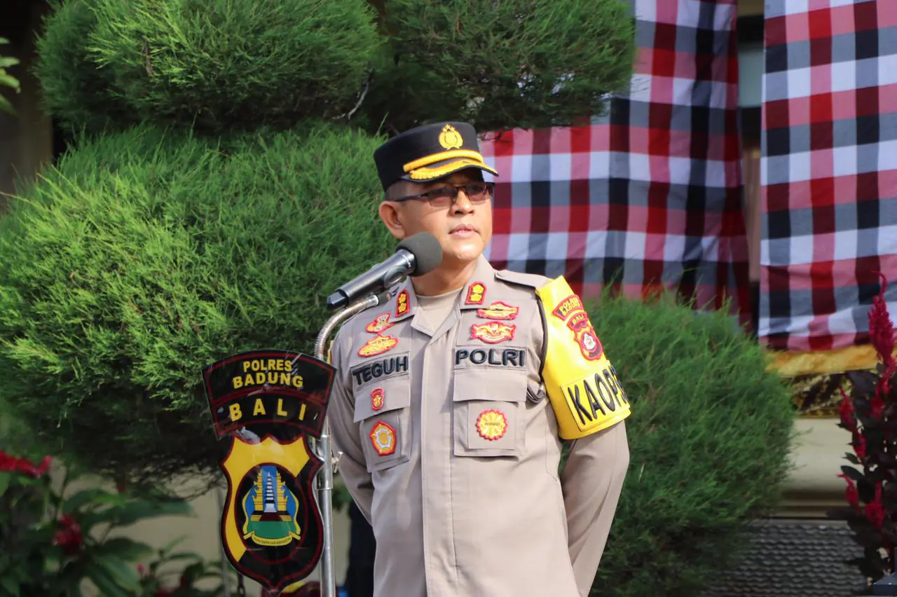 Pimpin Apel Jam Pimpinan, Kapolres Badung Kembali Tekankan Hindari Pelanggaran Dan Jauhi Narkoba