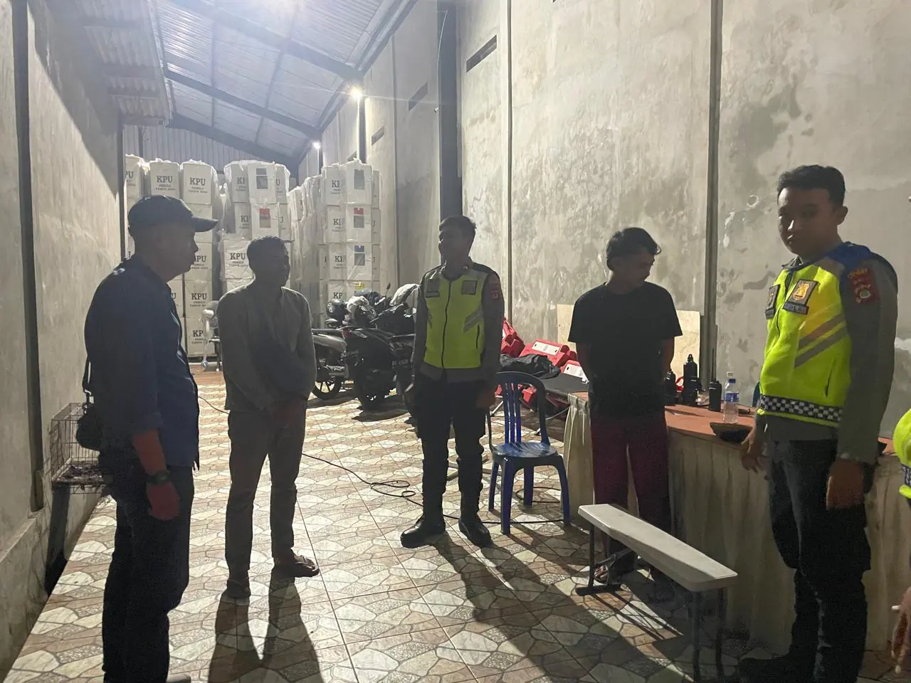 Jaga Situasi Tetap Kondusif, Polsek Bangli Tingkatkan Kegiatan Blue Light Patrol Seputaran Kota