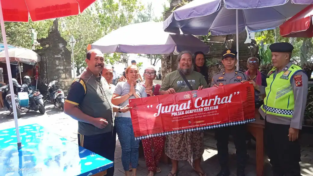 Jumat Curhat, Polsek Densel Ajak Masyarakat Meningkatkan Kewaspadaan Terhadap Aksi Kriminalitas