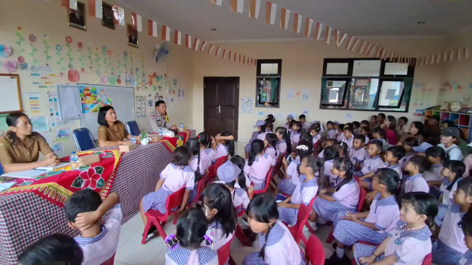 “POLISI SAHABAT ANAK”, Polsek Kuta Selatan Berikan Edukasi Keselamatan dan Pencegahan Kekerasan di TK Tri Eka Dharmaloka