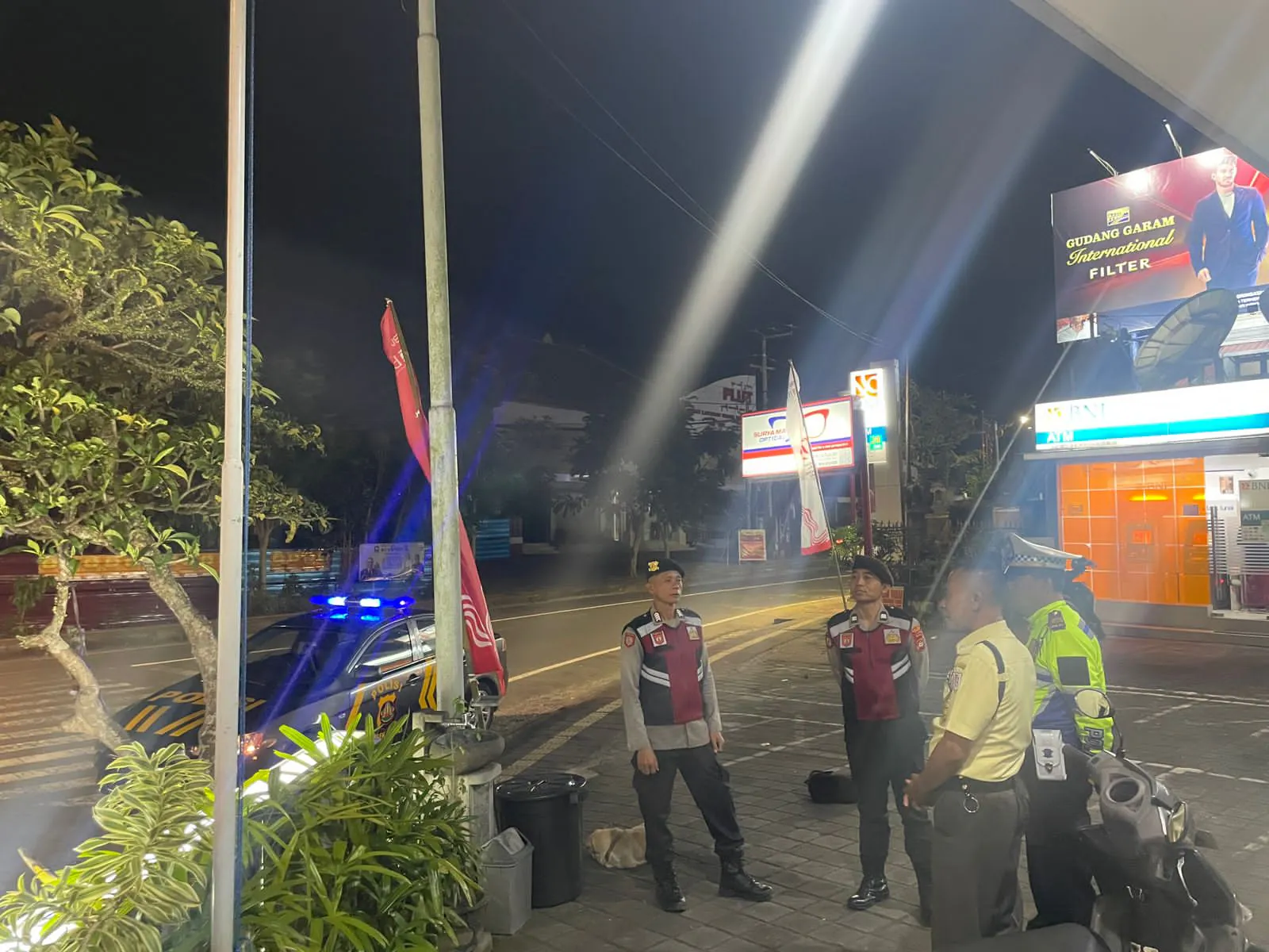 Antisipasi Kegiatan Masyarakat di Malam Hari, Polsek Bangli Intensifkan Kegiatan Blue Light Patrol