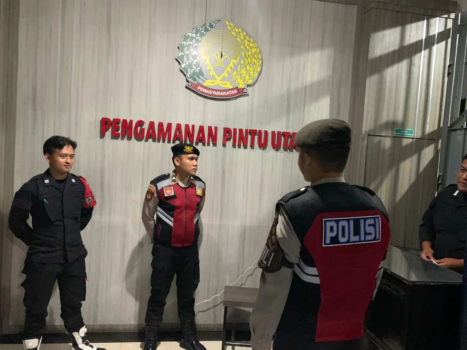 Cegah Gangguan di Malam Hari Personil Sat Samapta Polres Bangli Tingkatkan penggelaran Blue Light Pada Jam Rawan