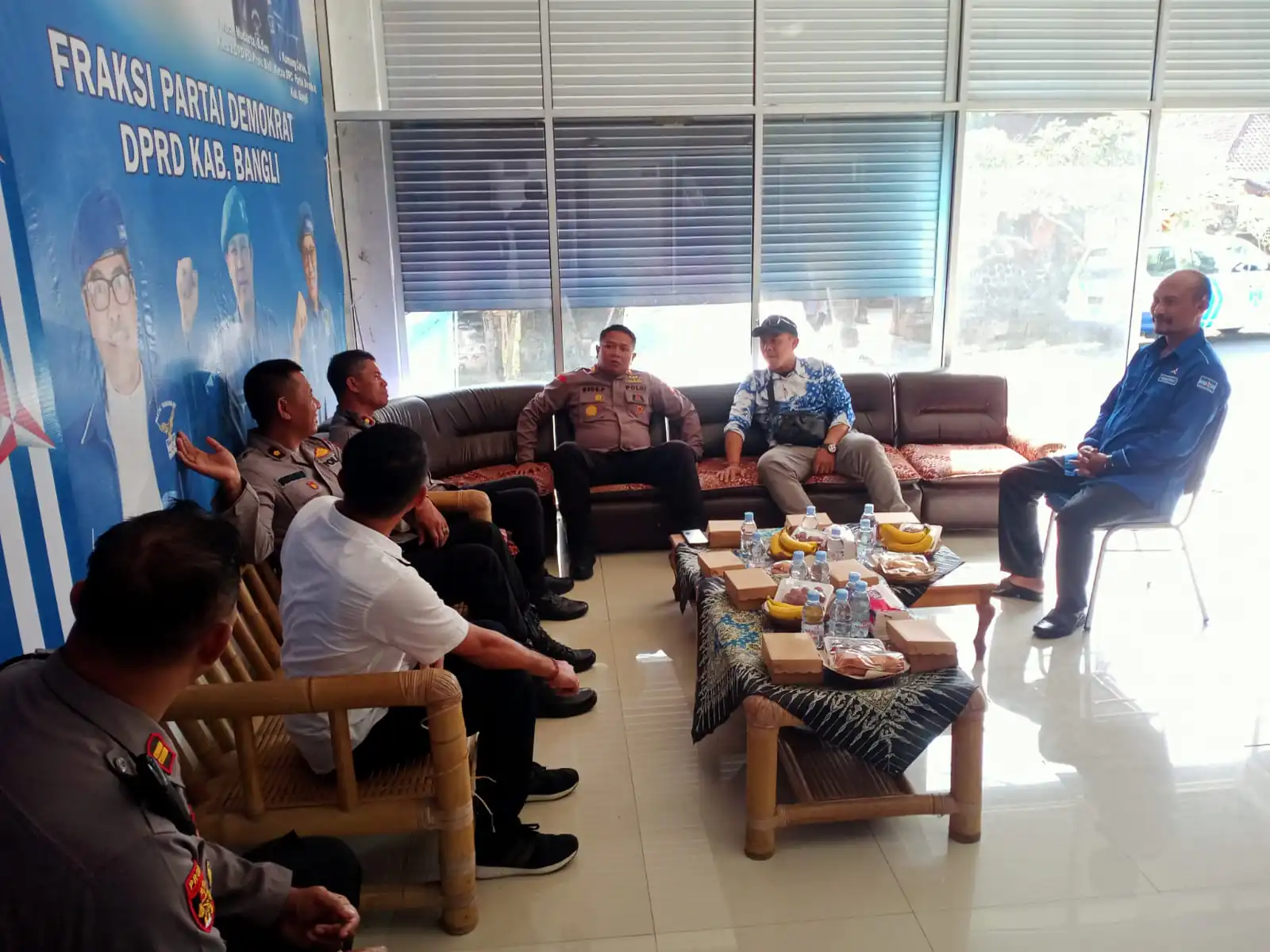 Safari Kamtibmas, Kapolres Bangli kunjungi Ketua Partai Demokrat Kabupaten Bangli menjelang Pilkada 2024.