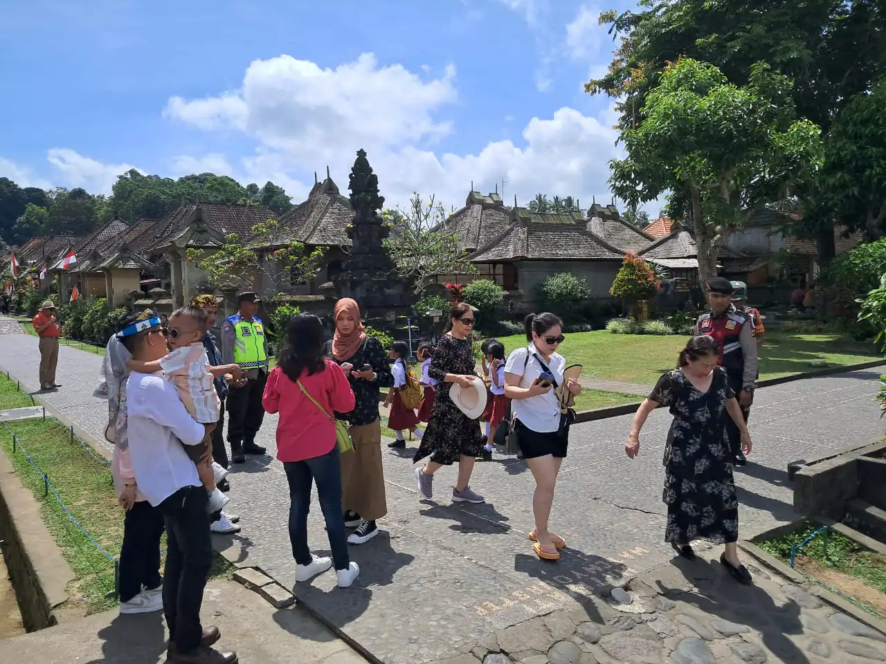 Sambangi Obyek Desa Wisata Penglipuran, Pawas Berikan Himbauan Kamtibmas