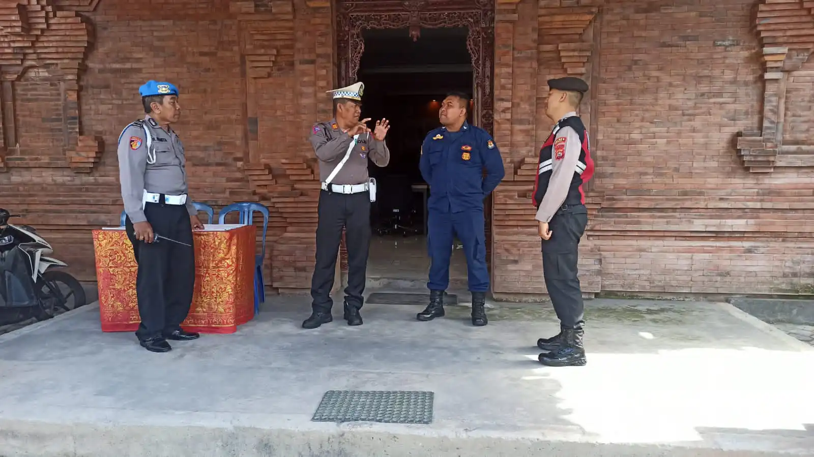 Tingkatkan KRYD Melalui Patroli Dialogis, Pawas Bersama Anggota Sambangi Kantor KPUD Bangli