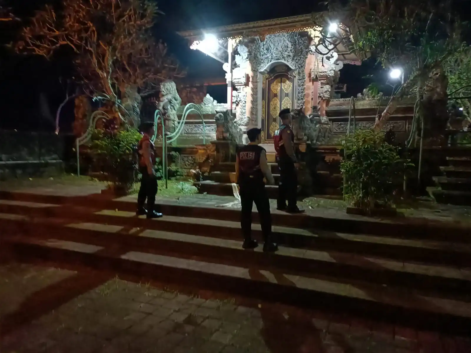 Jaga Situasi Tetap Kondusif menjelang Pemilukada 2024 Personil Sat Samapta Polres Bangli Tingkatkan penggelaran Blue Light dI malam hari