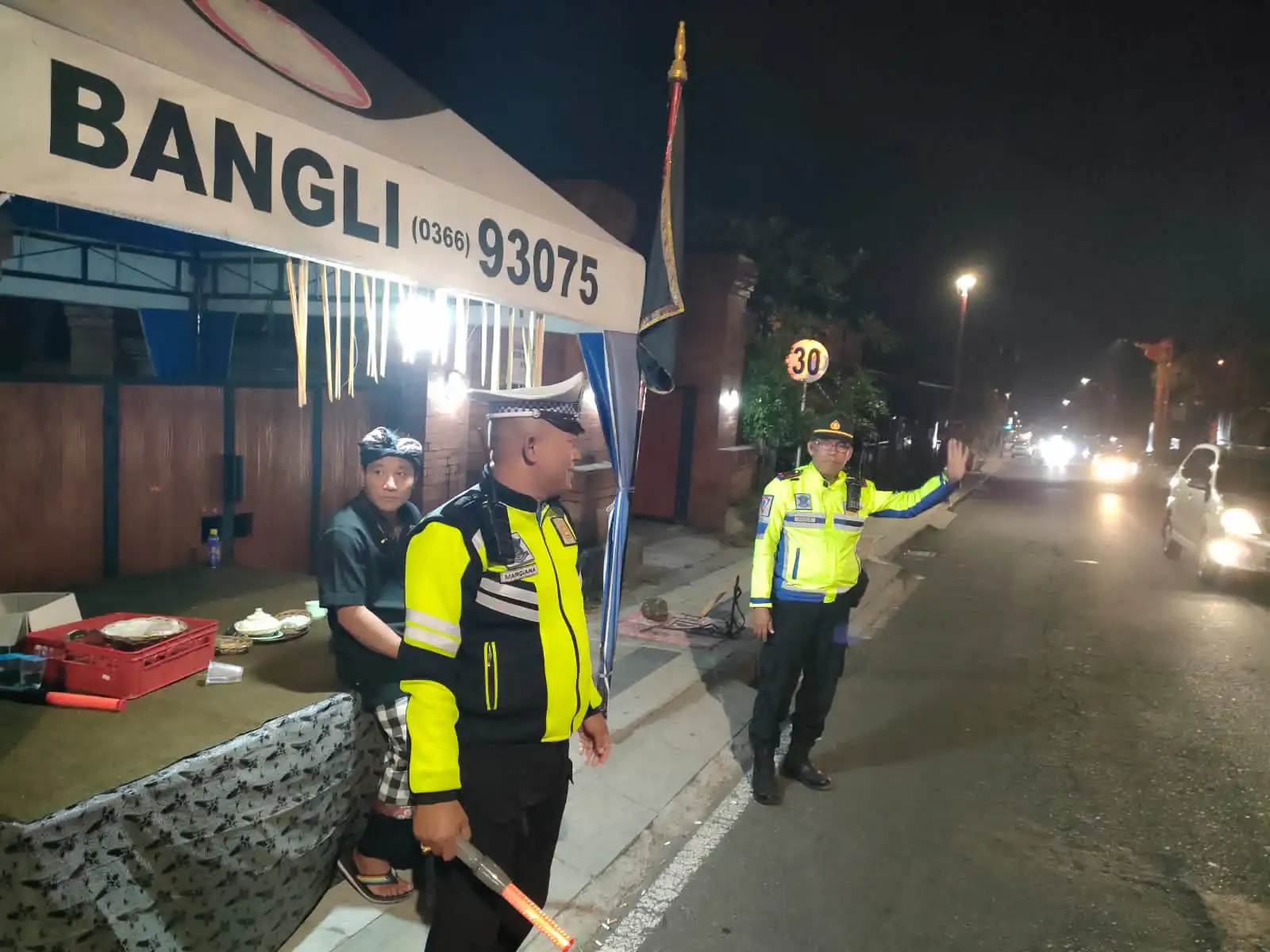 Jaga Situasi Tetap Kondusif, Polsek Bangli Intensifkan Kegiatan Blue Light Patrol Seputaran Kota