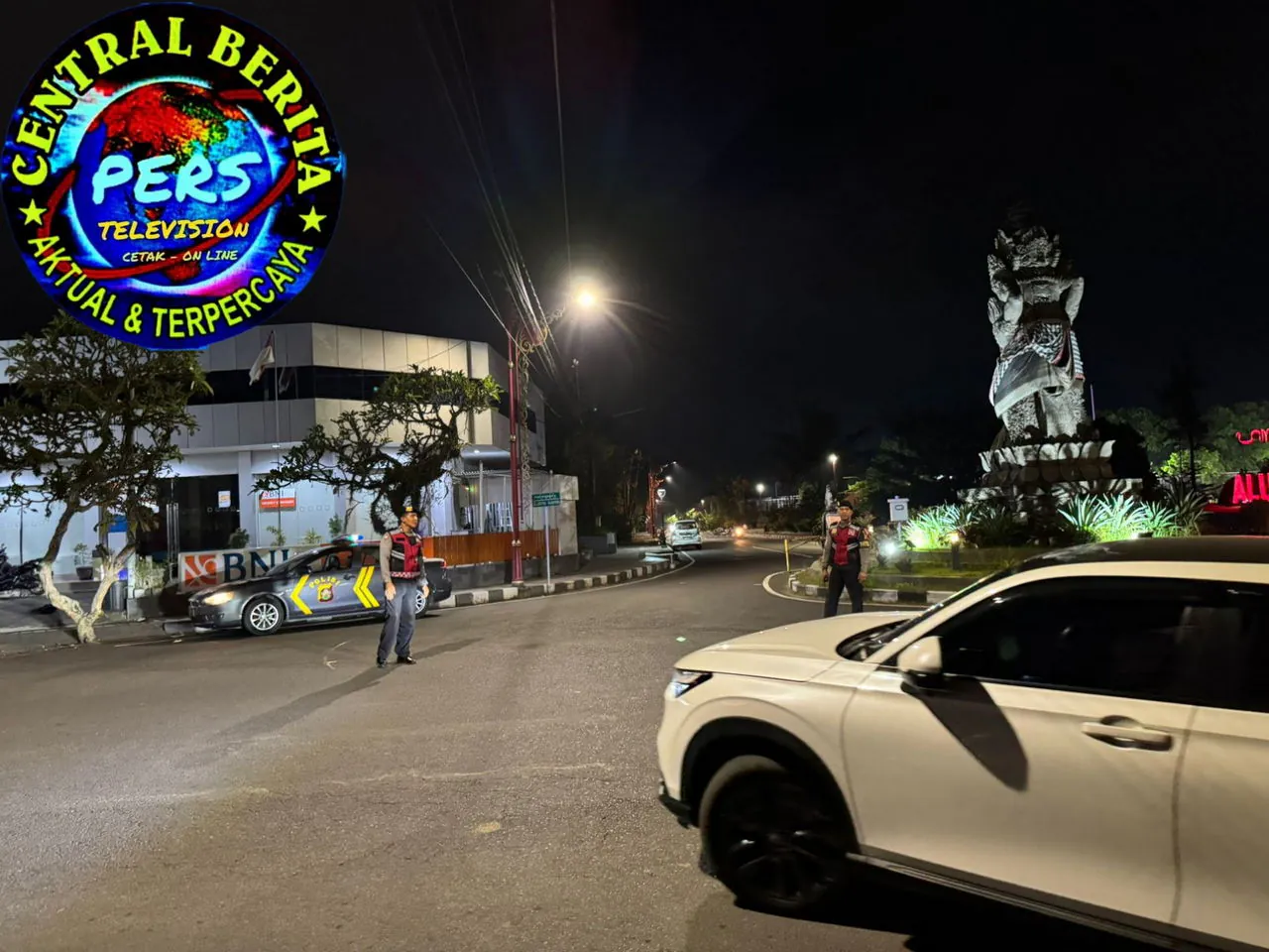 Sat Samapta Laksanakan Gatur dan Pergelaran Blue Light Randis R4 di Pusat Keramaian Malam Di Kota Bangli