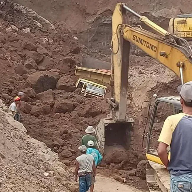 tebing galian c di desa srigading ngoro mojokerto 11