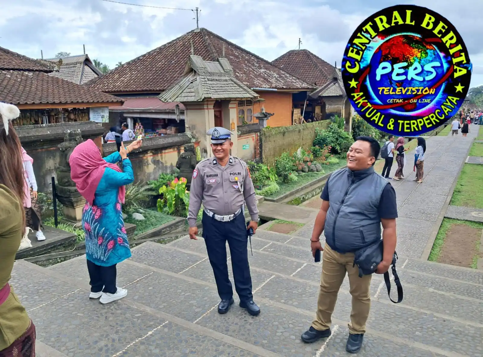 Pastikan Keamanan Terhadap Pengunjung, Pawas Bersama Anggota Sambangi Obyek Wisata Penglipuran