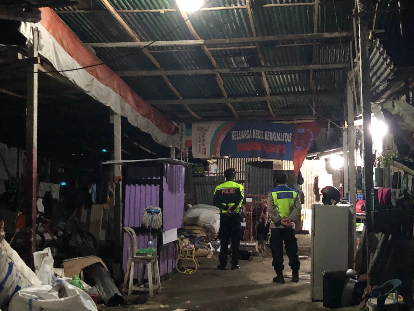 Cegah Gangguan Kamtibmas di Malam Hari, Polsek Bangli Intensifkan Kegiatan Blue Light Patrol