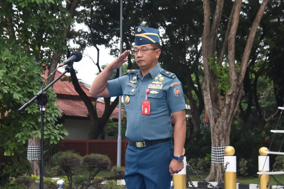Tunjukkan Semangat Cinta Tanah Air, Dirum Kodiklatal Pimpin Upacara Bendera